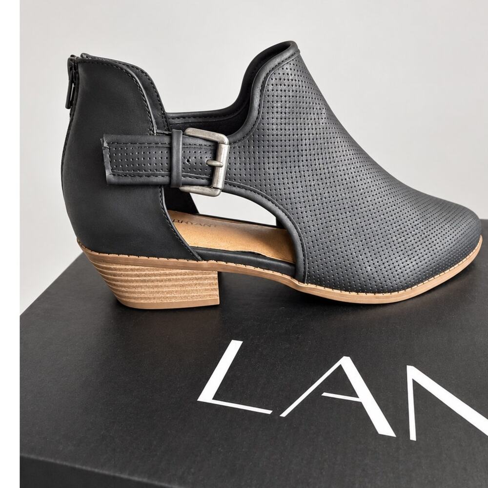 Women’s Black Ankle Strap Block Heels Dress Shoes – Lane Bryant NIB